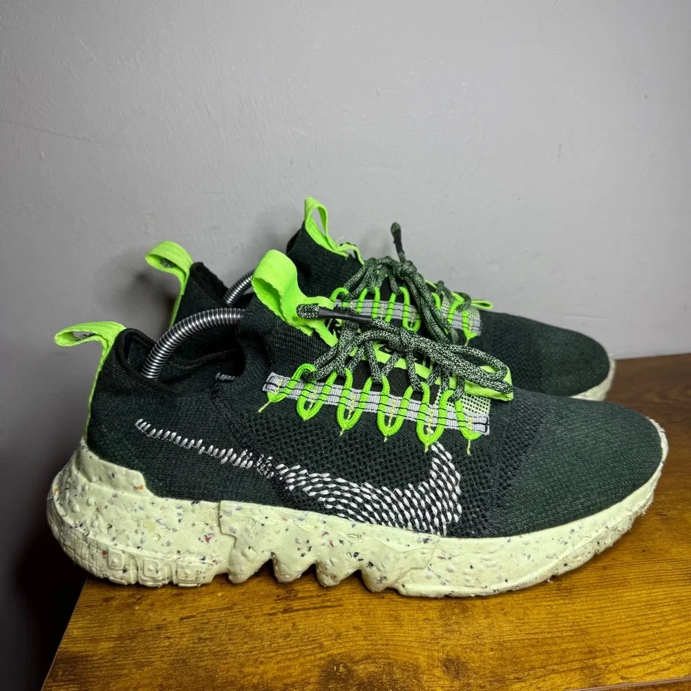 Nike Space Hippie 01 Mens Running Shoes Size 11 Carbon Green Electric